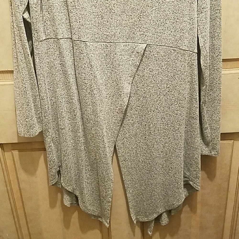 Cardigan - Picture 6 of 6